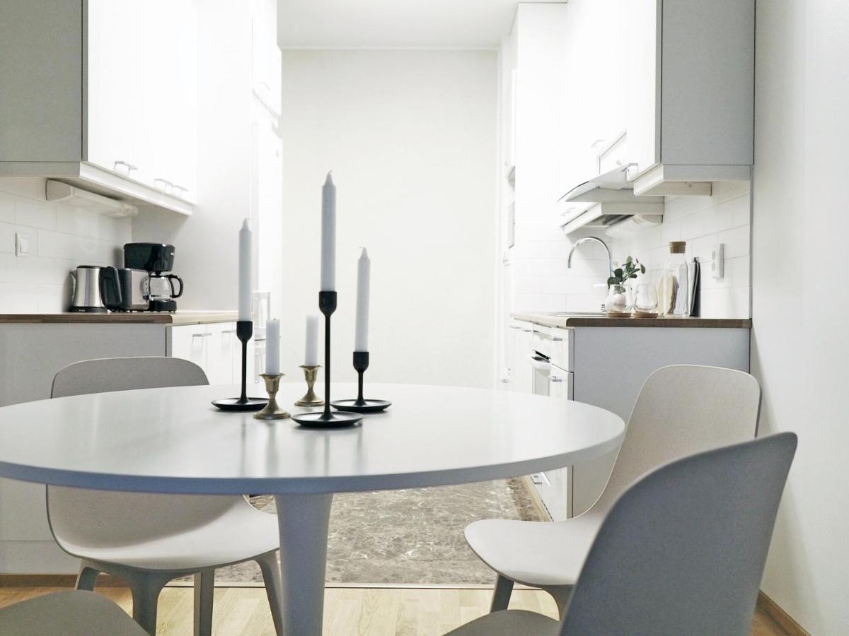 2Ndhomes Tampere "Espa": Modern Apartment with Sunset View and Sauna Exterior photo