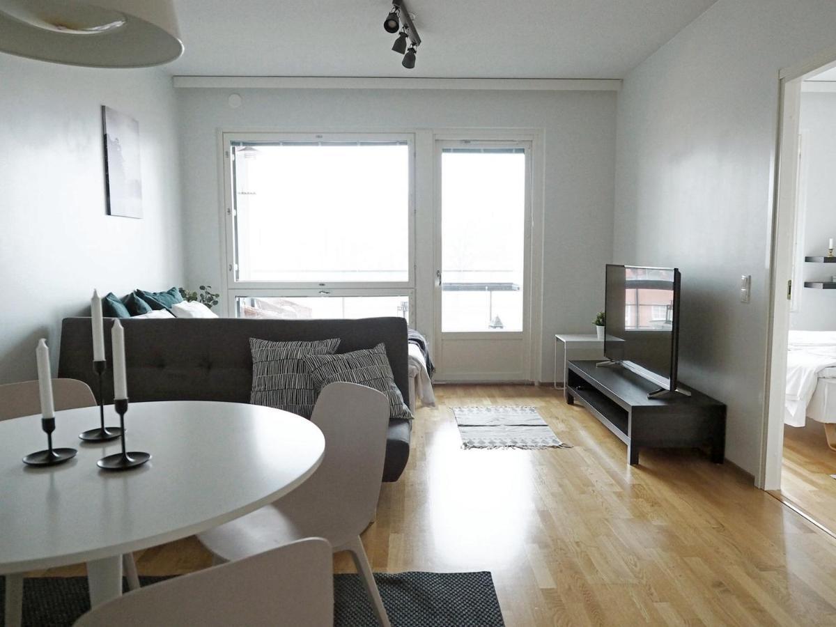 2Ndhomes Tampere "Espa": Modern Apartment with Sunset View and Sauna Exterior photo