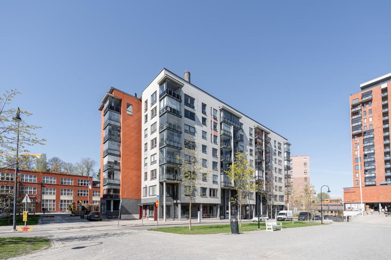 2Ndhomes Tampere "Espa": Modern Apartment with Sunset View and Sauna Exterior photo